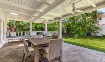 1036 Mokulua Dr, Kailua, HI 96734
