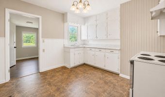 5432 Point View Rd, Benton, AR 72019