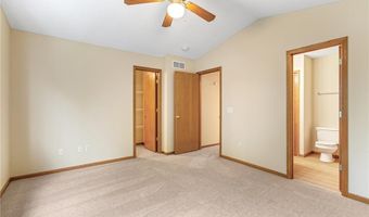 6414 158th St W 201, Apple Valley, MN 55124
