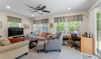 335 Western Blvd, Bayville, NJ 08721