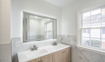 525 N Main St, Allentown, PA 18104