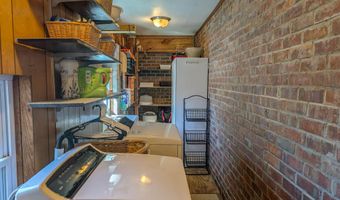 101 Callaham Dr, Belton, SC 29627