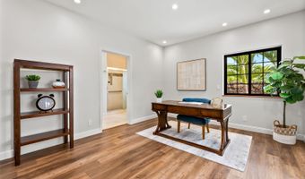 4536 Kolohala St, Honolulu, HI 96816
