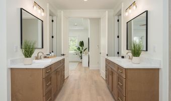 13 Woods Ln, Beaufort, SC 29907