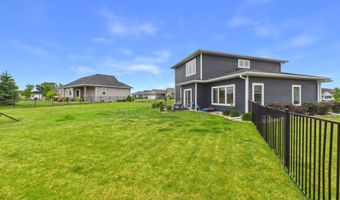 2820 Sweetgrass Dr, Brookings, SD 57006