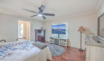 208 Catfish Landing Cir, Bonneau, SC 29431