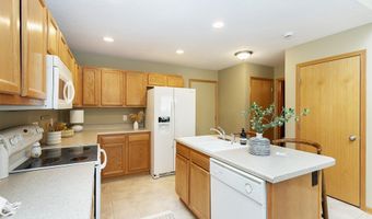 2833 Orinoco Ct SW, Altoona, IA 50009