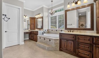 11150 Stonehill Dr, Alexander, AR 72002