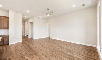 222 Seminole Trl, Alvarado, TX 76009