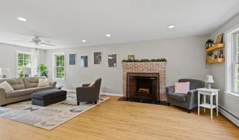 23 Stone Farm Rd, Barrington, NH 03825