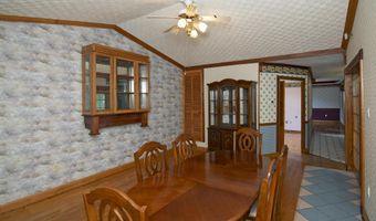 213 Patterson Creek Dr, Alderson, WV 24910