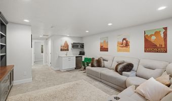 362 S 400 E, Centerville, UT 84014