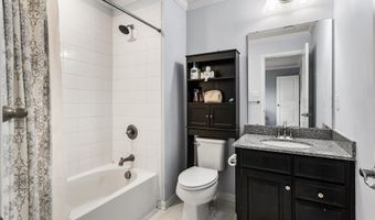 10 Gina Dr, Allentown, NJ 08501