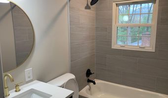 6810 FERN Ln, Annandale, VA 22003