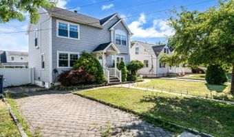 3 N Smith St N, Avenel, NJ 07001