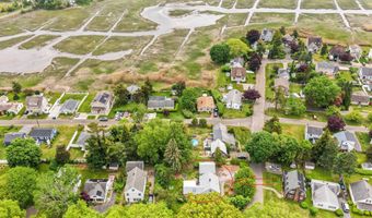 40 Uncas Rd, Clinton, CT 06413