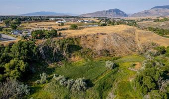 89 W Rocky Rd, Cody, WY 82414
