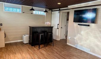 9 Ridge Rd, Atlantic, IA 50022