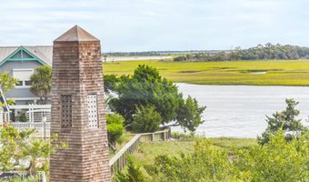 41 Transom Row, Bald Head Island, NC 28461