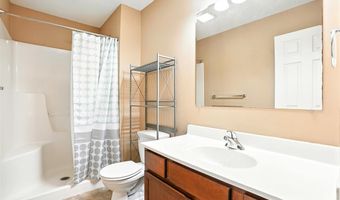 1805 Goose Lake Cir, North Liberty, IA 52317