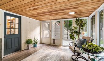 301 N Amherst Rd, Bedford, NH 03110