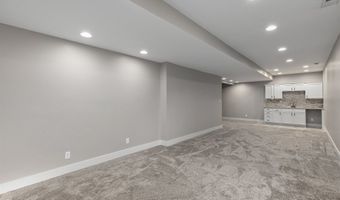 2107 NE 17th St, Ankeny, IA 50021