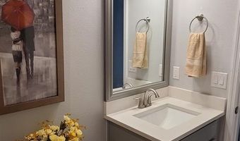 5633 DEL CORONADO Dr, Apollo Beach, FL 33572