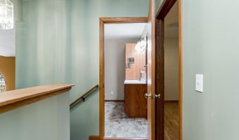 11121 Timberline Dr, Allendale, MI 49401