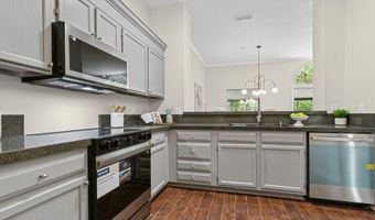 1554 LINKSIDE Dr, Atlantic Beach, FL 32233