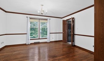 6 DONNA Dr, Bear, DE 19701