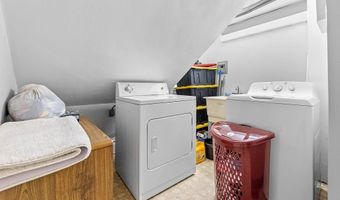 203 Glamorgan St, Alliance, OH 44601