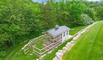 32667 Westwood Ln, Adel, IA 50003