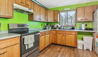 270 Winters Ln, Alburgh, VT 05440