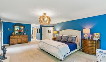 5691 Forest Gln SE, Ada, MI 49301