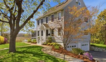 8 Key Ct, Newport, RI 02840