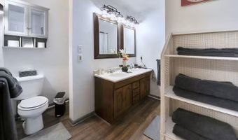 1013 Kearney St, Atchison, KS 66002