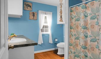 274 Rae Ln, Bonneau, SC 29431