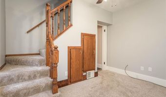 1007 Douglas St, Alexandria, MN 56308