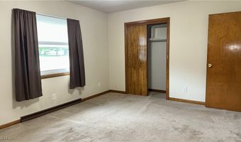 1111 Norwood Dr, Ashtabula, OH 44004