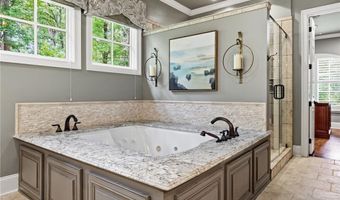 1725 ALTAMONT Ct, Auburn, AL 36830