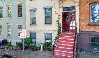 128 Hamilton St, Albany, NY 12207