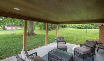 307 NE Morningside Ln, Abingdon, VA 24210