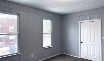 28 Christie St, Akron, OH 44303