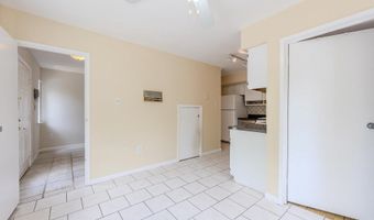 4627 LOGSDON Dr 51, Annandale, VA 22003
