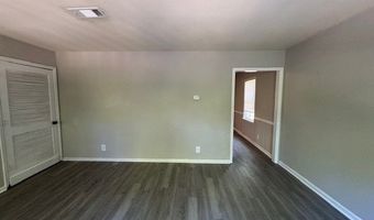 240 Neptune, Macon, GA 31211