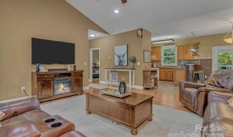 159 S Willow Brook Dr, Asheville, NC 28806