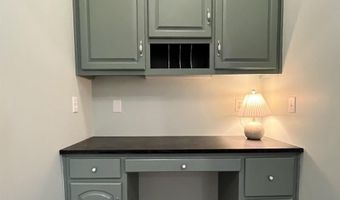 17916 Remington Dr, Athens, AL 35611