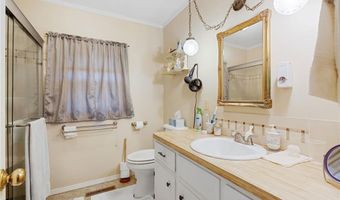 605 6Th St, Barling, AR 72923