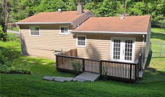 107 Mckenna Dr, Aliquippa, PA 15001