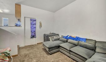 521 Whitaker Ln, Fallon, NV 89406
